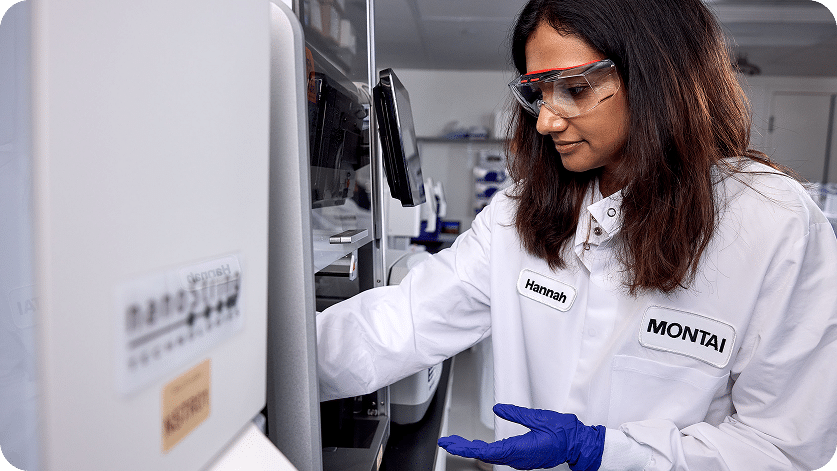 biology-is-complex (1) Image of a team member in a lab
